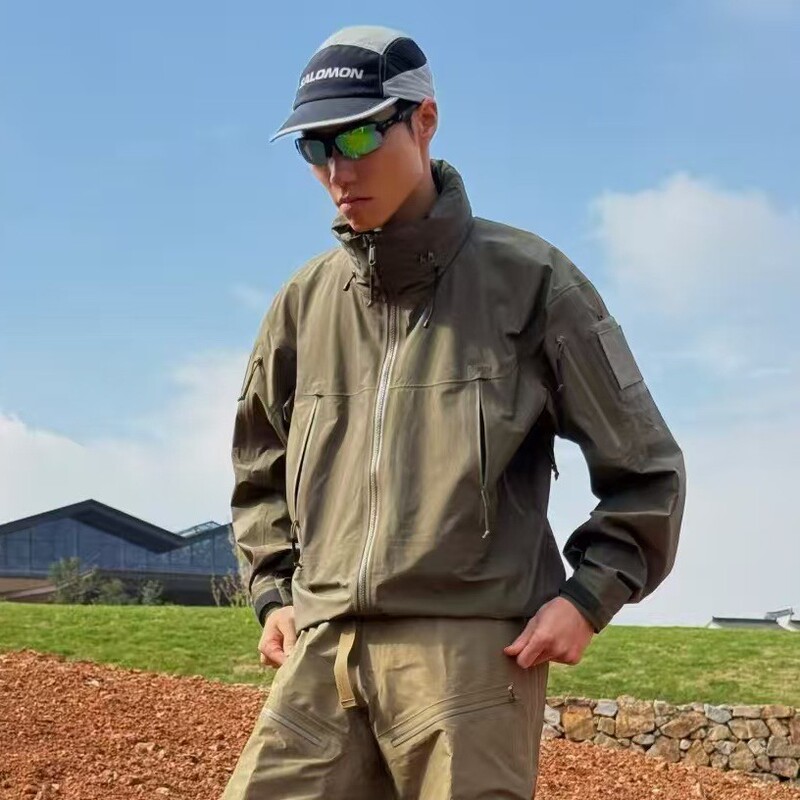 Outdoor Windproof Laminated Mountaineering Hard Shell Waterproof Jacket Spring and Autumn Multi-Pocket Tactical Wind Jacket Unisex