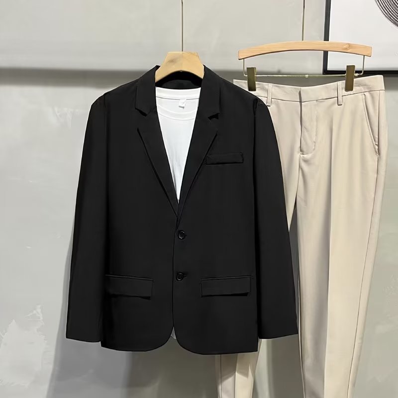 검은색