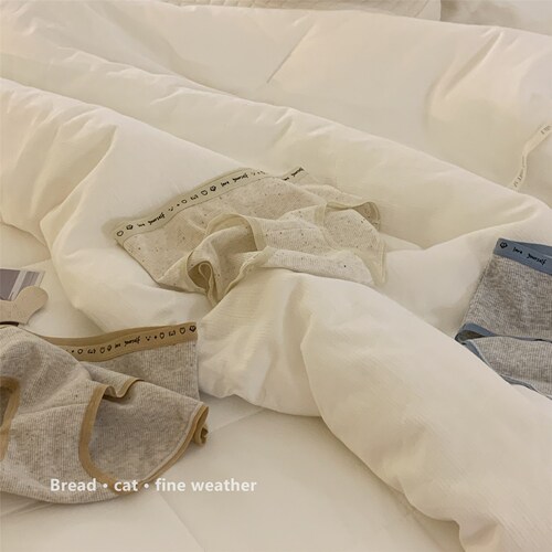 Deliver Warmth  Women's Underwear Pure Cotton Inseam Covering Hips Comfortable Seamless Antibacterial Japanese Mid-waist Girl's Three-legged Pants