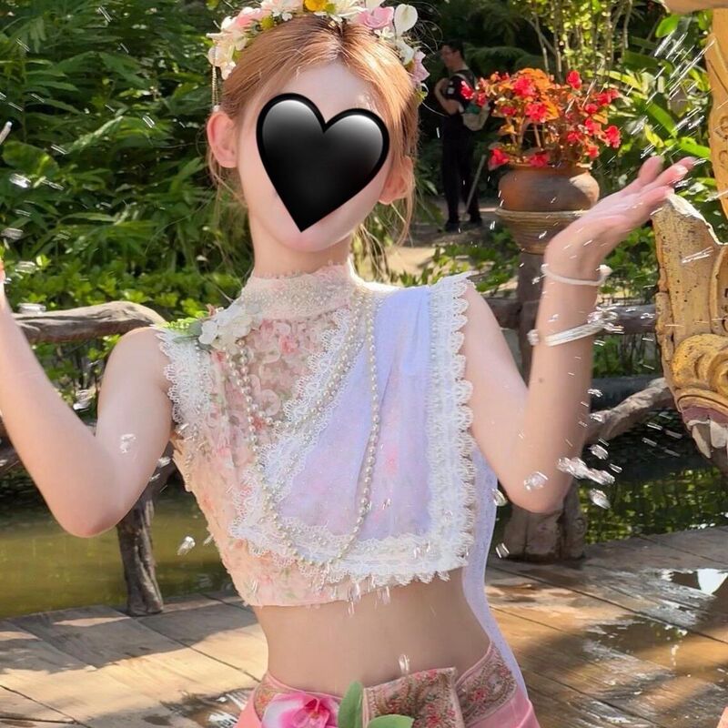 新しい西双版納夏の写真スタジオ旅行写真ダイ族の民族衣装写真撮影ダイ族の民族衣装と同じスタイルで同日発送|undefined