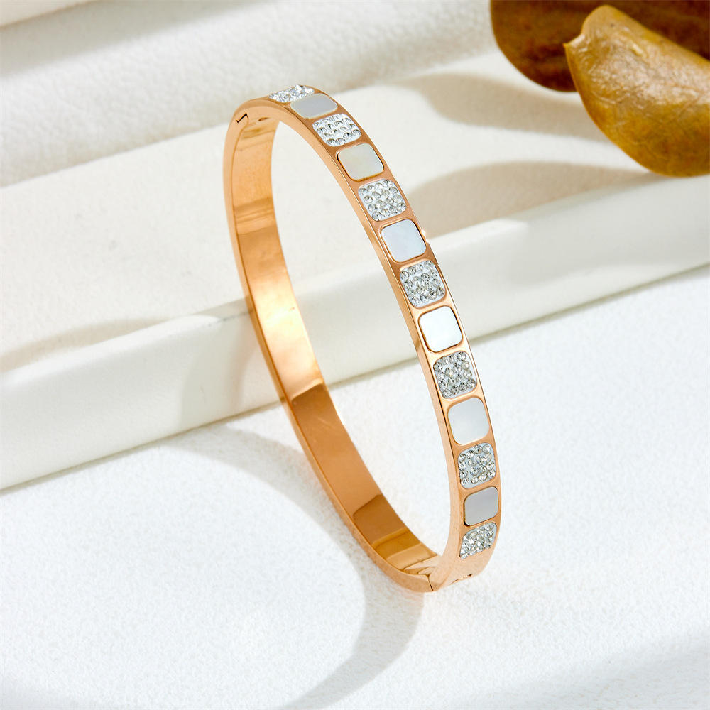 24g Weight Shell, Zircon Inlay Material Bangle Classification Titanium Steel Chain Material 1 Piece Quantity Daily Occasion Titanium Steel Material Geometric Pattern All Seasons Season Women's Gender Plating, Inlay Design Retro Style Retro Geometric Titanium Steel Shell Zircon Bangle In Bulk 7