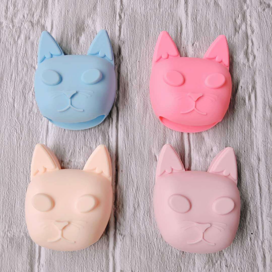 Silicone Makeup Brush Cleaning Egg Image 2