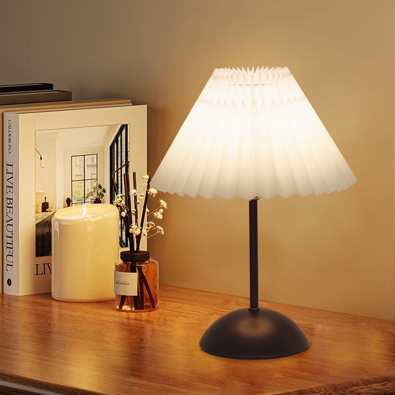 Pleated Umbrella-Shaped Night Light, Nordic Retro Table Lamp, American-Style Metal Dormitory Bedroom Sleep Bedside Lamp Pleated Umbrella-Shaped Night Light, Nordic Retro Table Lamp, American-Style Metal Dormitory Bedroom Sleep Bedside Lamp