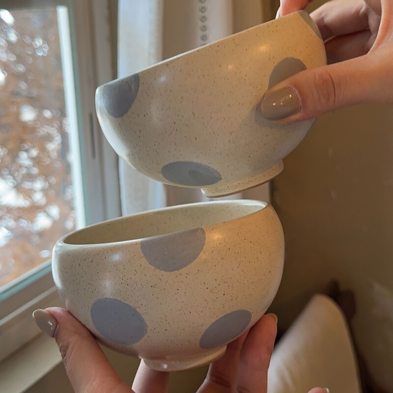 Japanese-Style Hand-Painted Polka Dot Ceramic Bowl for Home Use, Personal Use, Beautiful Rice Bowl, Soup Bowl, Dessert Bowl, Salad Bowl, Tableware Japanese-Style Hand-Painted Polka Dot Ceramic Bowl for Home Use, Personal Use, Beautiful Rice Bowl, Soup Bowl, Dessert Bowl, Salad Bowl, Tableware