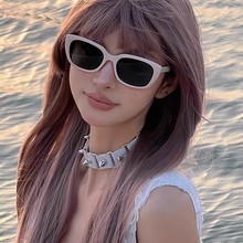 新款复古猫眼墨镜高级感时髦个性防紫外线太阳镜小框显瘦太阳墨镜