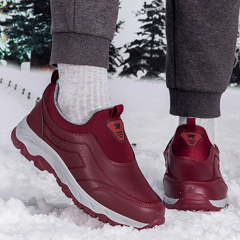 Zapatos de invierno de mediana edad nuevos zapatos de deporte de ancianos con zapatos de algodón de lana, zapatos casuales de papá, calentamiento de mamá