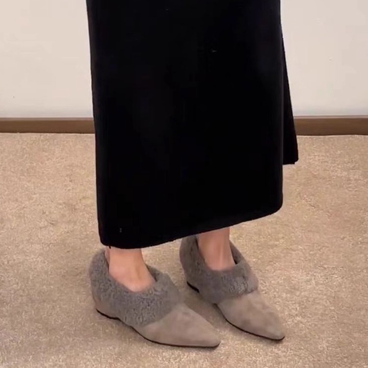 Ready-Made Version ~ Genuine Leather Pointed Toe Retro Flats Autumn and Winter New Plush Plush Shoes Women's Warm Cotton Shoes Beanie Shoes