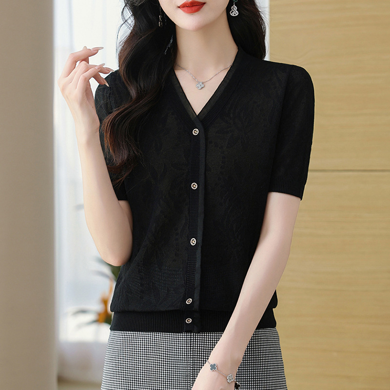 夏服 2025 新しいママスタイル半袖トップ薄いアイスシルクセーター V ネック半袖女性の Tシャツ|undefined