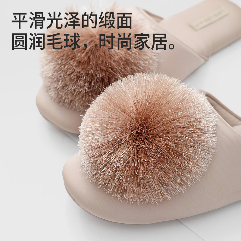 春秋の薄い綿のスリッパの女性の室内の家庭の柔らかい底の静音の寝室の木の床の軽い贅沢な家庭用の月子の靴の秋冬
