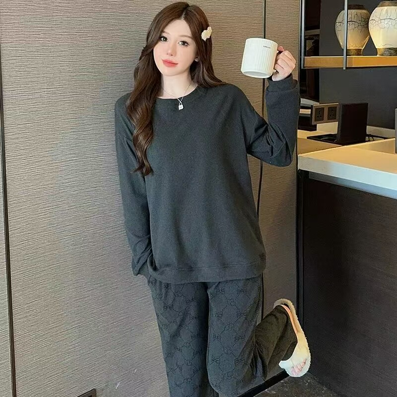 Cross-Border Live Broadcast Pajamas for Women in Autumn and Winter, Popular German Velvet Round Neck, Sweet and Warm, Heated Outer Wear, Home Clothes for Women, Two-Piece Set Cross-Border Live Broadcast Pajamas for Women in Autumn and Winter, Popular German Velvet Round Neck, Sweet and Warm, Heated Outer Wear, Home Clothes for Women, Two-Piece Set