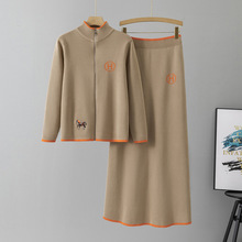 跨境欧美针织时尚套装女秋冬创意骏马刺绣毛衣外套休闲长裙两件套