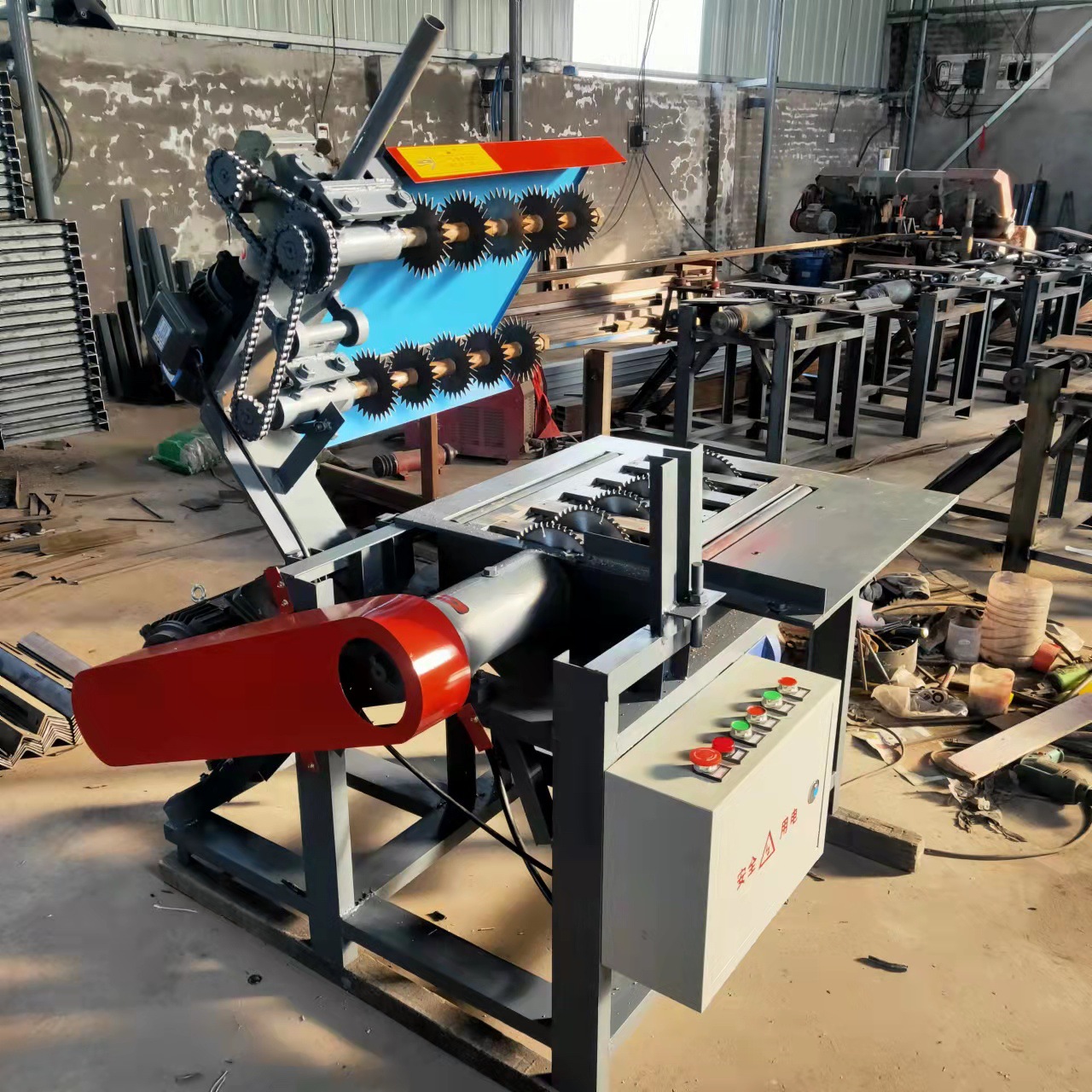 小型多片锯板式木工多片锯圆木推台锯四面刨齐头锯圆棒机定尺锯