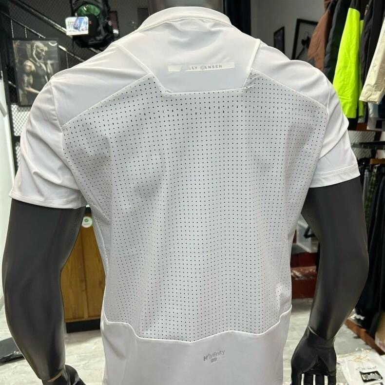 Men's ice silk mesh short-sleeve t-shirt, summer thin breathable quick-dry sports top, loose fit plus size men's clothing Men's ice silk mesh short-sleeve t-shirt, summer thin breathable quick-dry sports top, loose fit plus size men's clothing