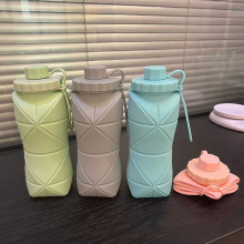现货跨境热销户外运动折叠水杯600ml耐高温便携伸缩水壶折叠水瓶