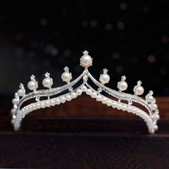 New bridal crown, latest minimalist design with pearls—perfect for birthday photoshoots and elegant wedding accessories inspired by Japanese and Korean styles.