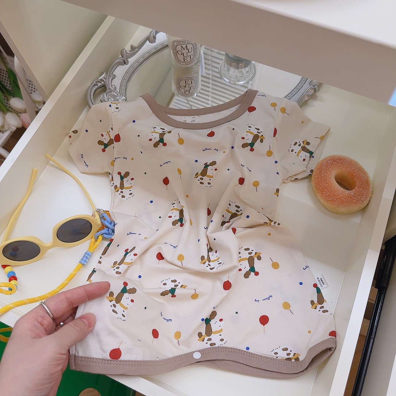 Su pijama de bebé 2025 verano nuevo camisón de bebé Lycell, edredón a prueba de patadas, saco de dormir para niños, pierna dividida, mono