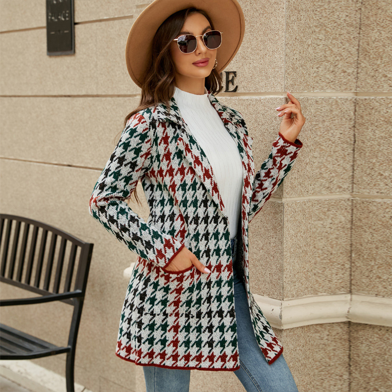 Amazon Otoño e Invierno suéter largo contraste color houndstooth punto cardigan temperamento traje de cercanías collar trench coat image 9