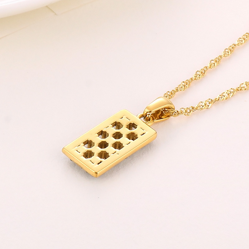 18K Real Gold Plated Plating Material PVD Coated 18K Gold Plated Lattice Titanium Steel Waterproof Non Tarnish Pendant Necklace