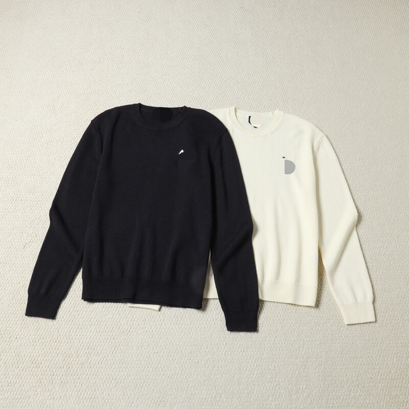 High-quality women's clothing: Early autumn APC women's collection, featuring a simple, cropped knit sweater with a round neckline and embroidered lettering, directly from the original factory's surplus stock