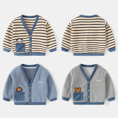 ベビー服カジュアルカーディガンコート秋服春と秋の男の子の女の子の赤ちゃんの子供の洋風セーターの上着