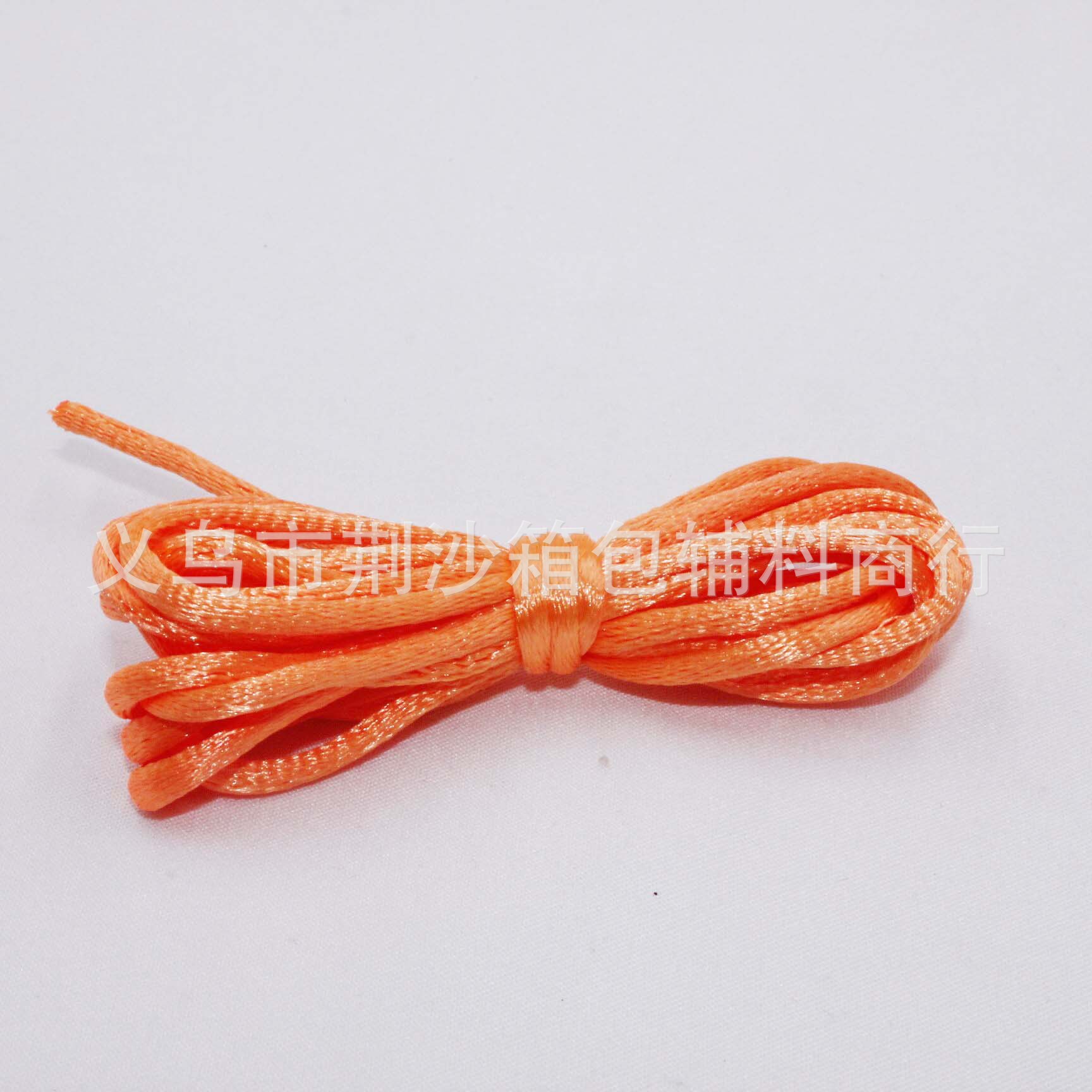 Hilo de seda coreano colorido de 2 mm, 2 metros/paquete, material para pulseras de joyería hechas a mano, gran cantidad, excelente precio.