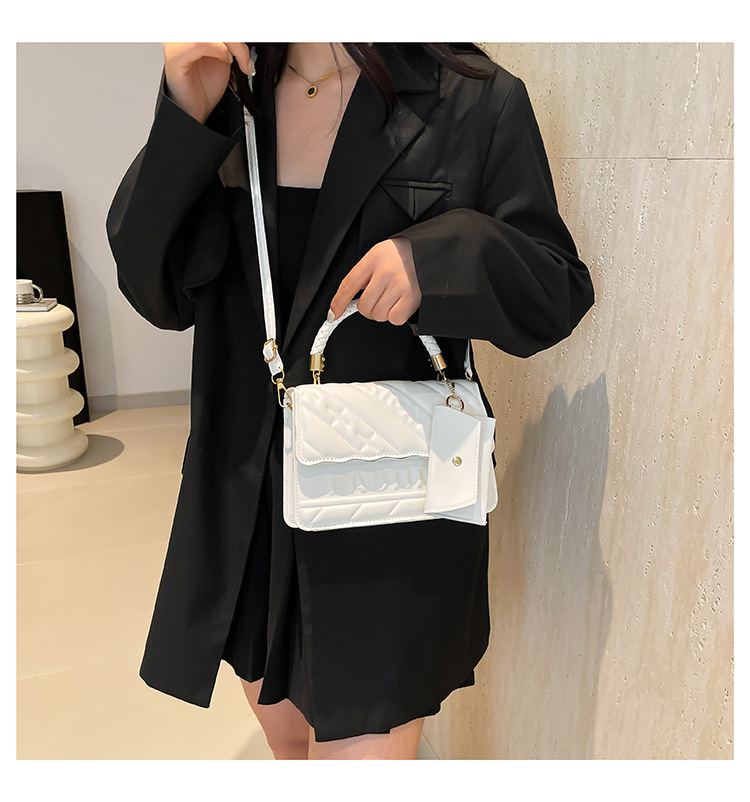 Ladies' candy-colored stylish handbag, 2024 autumn new ins single-shoulder crossbody bag, stylish embossed small square bag undefined
