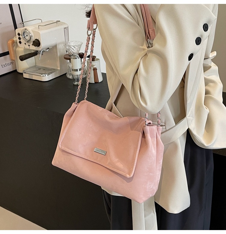 Large capacity for 2024 autumn/winter new fashionable niche women's texture chain single shoulder crossbody tote bag_voghion.com