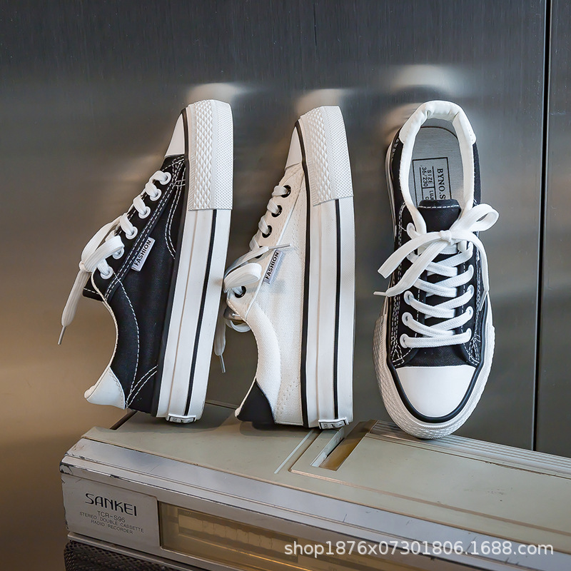 Zapatos de lona de suela gruesa para mujer 2024 primavera nuevo ulzzang estilo coreano zapatos de plataforma versátiles ins zapatos de pizarra pequeños moda