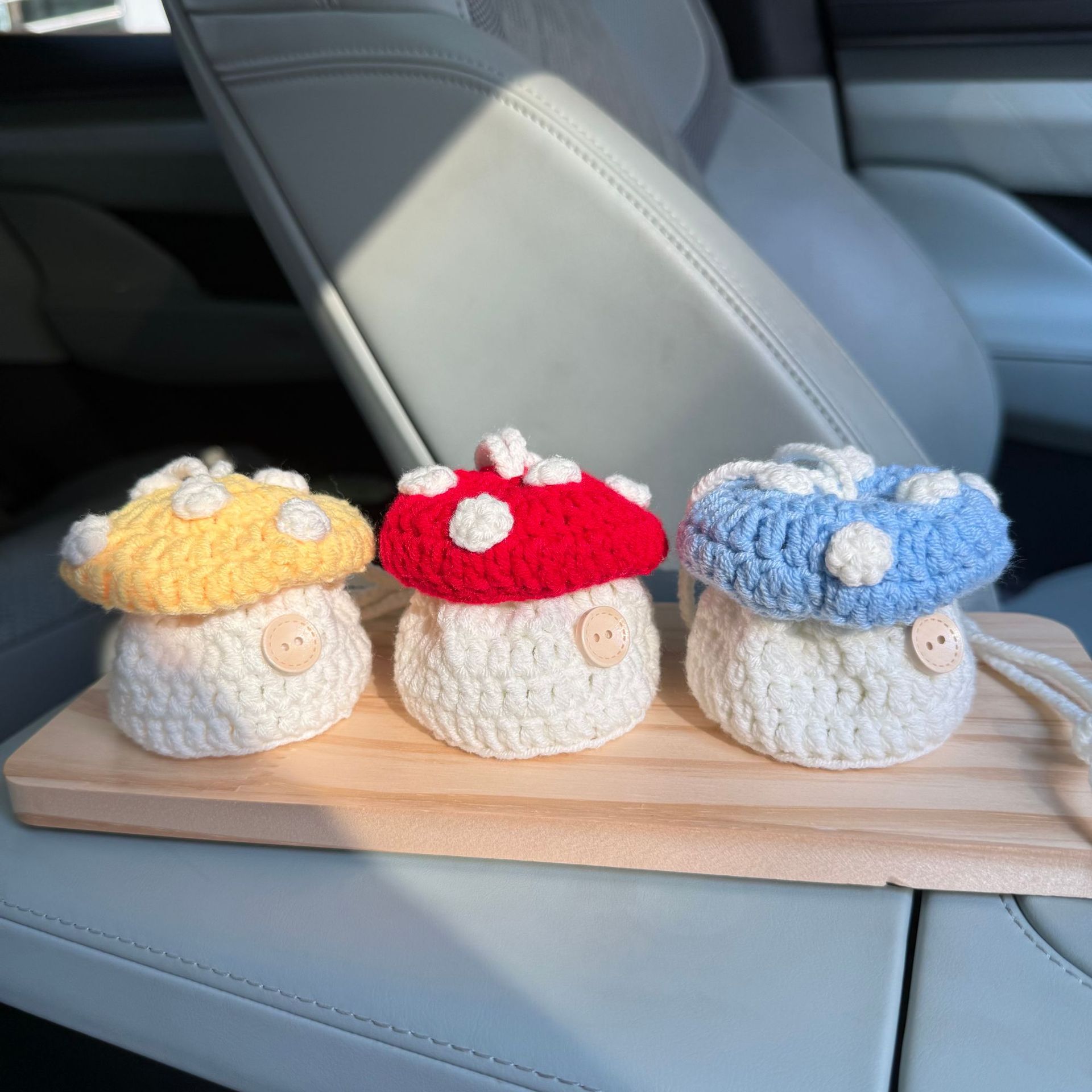 Handmade knitted wool crochet mushroom bag, shoulder and crossbody coin purse, children's egg bag for early summer