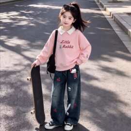 春秋季女童卡通可爱百搭牛仔裤学院风春秋新款翻领卫衣两件套装潮