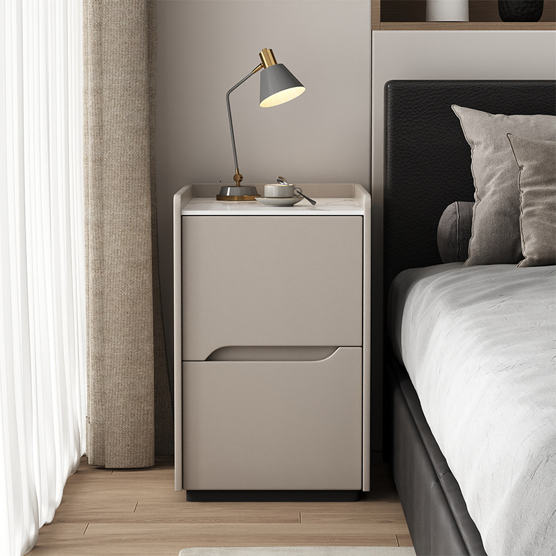 Super estrecha mesa de cabezal de cama inteligente multifuncional casera pequeño gabinete de dormitorio pequeño gabinete de cama lujoso alto sentido pequeño ultra estrecho