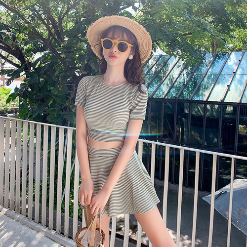 High-waist separates bikini swimsuit for women, summer conservative, flat angle, slimming, short-sleeved striped Japanese-style swimsuit,  new arrival
