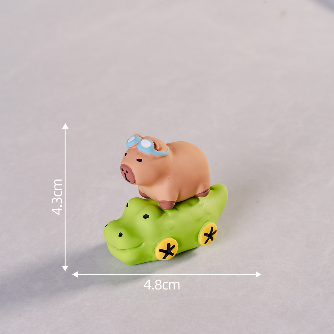 Micro paisaje creativo lindos Dolphin capibara muñeca caja ciega accesorios decoraciones accesorios de escritorio para automóviles