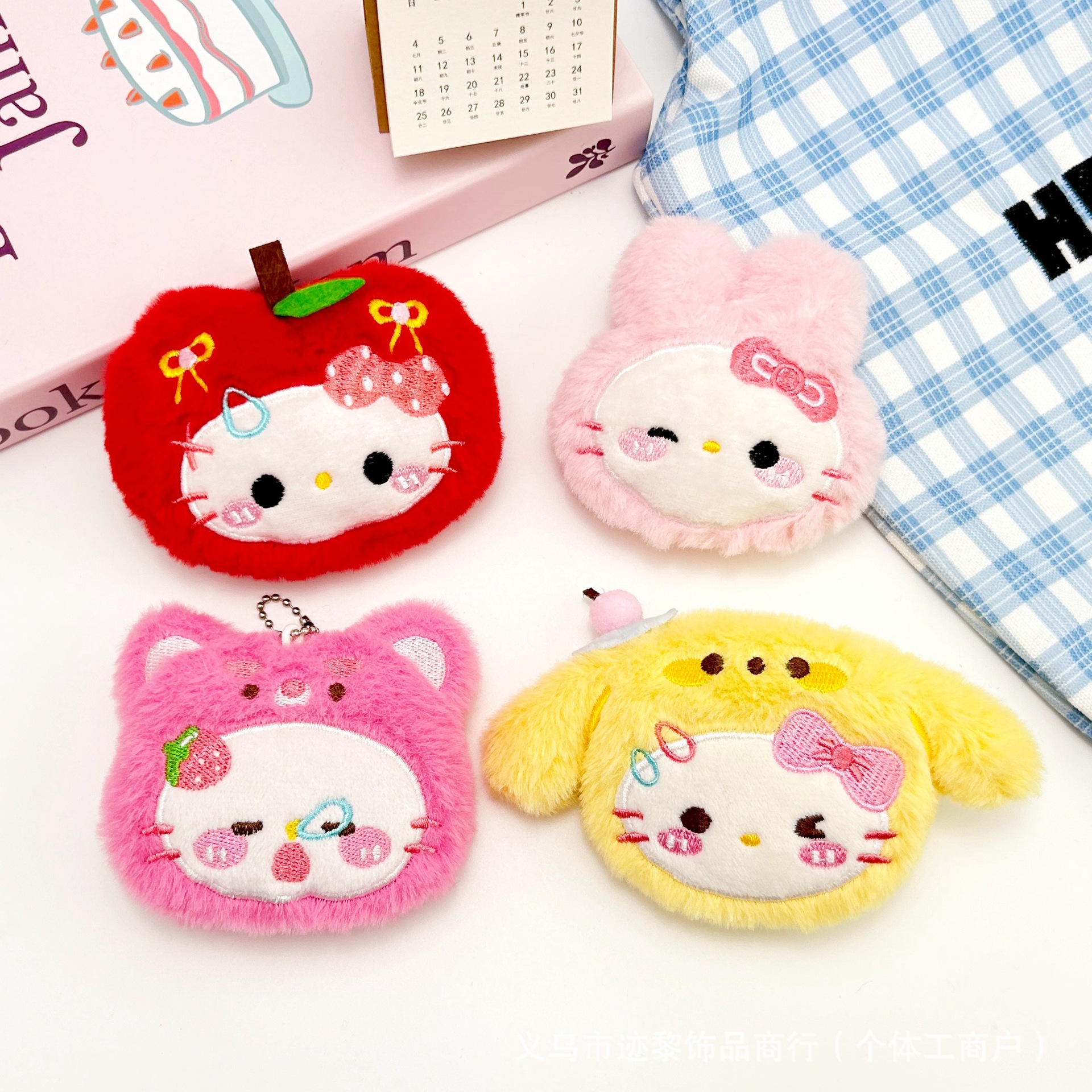 Cartoon Girl Heart Kitten Squeaky Doll Pendant Creative Apple Pudding Kt Strawberry Bear Bag Decoration Brooch Accessory