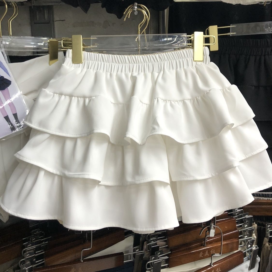 韩系可爱减龄蛋糕裙短裙女纯欲风甜美显瘦防走光a字荷叶边蓬蓬裙