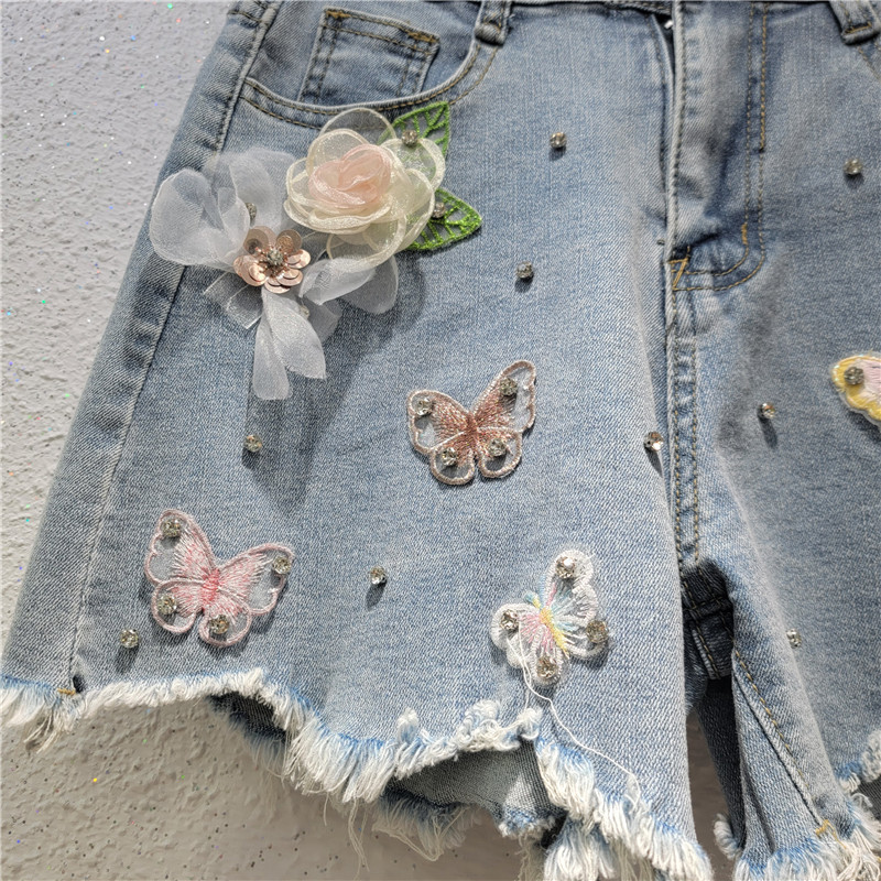 Pantalones Cortos Denim con Bordado para Mujer Corte Pierna Ancha con Cuentas image 4