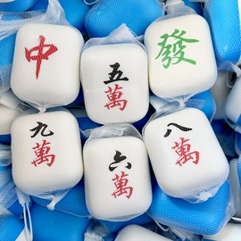 慢回弹玩具;减压玩具;球类