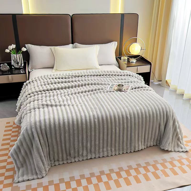 Flannel Double-Sided Duvet, Thickened Plush Throw, Multiple Sizes 70×100–200×230 cm