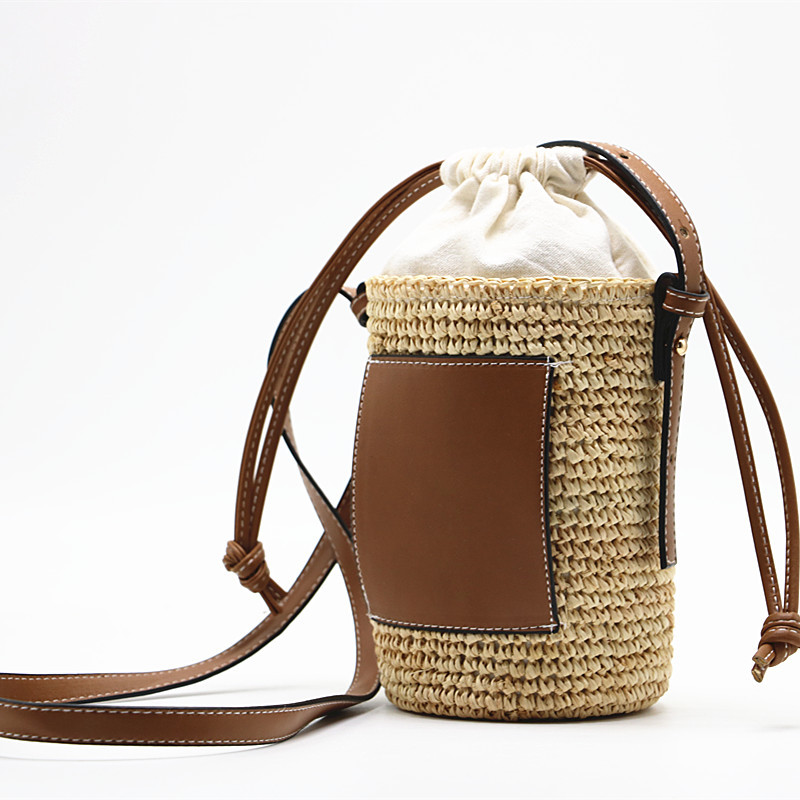 Straw one-shoulder bag