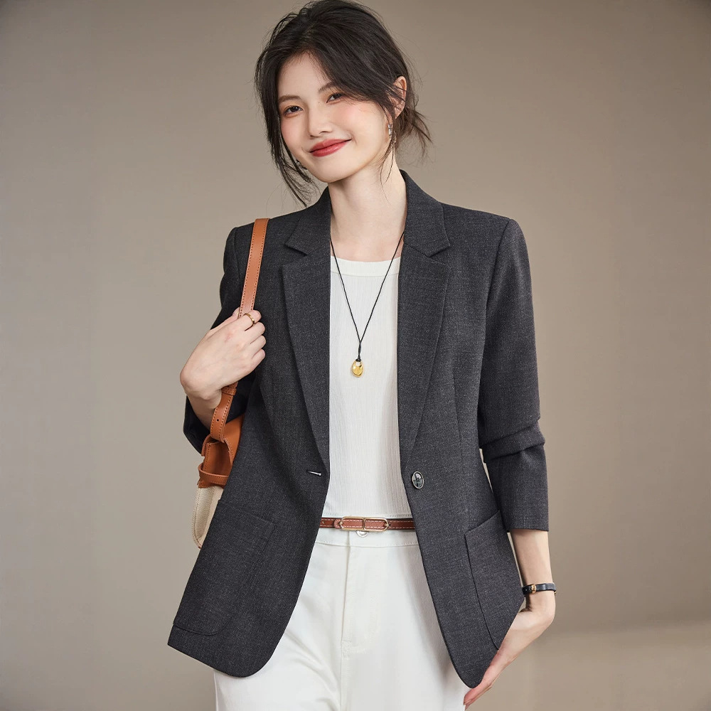 Women's Autumn Suit Jacket, Petite Style, 2026 New Arrival, High-End Korean Style, Casual Blazer, Commuter Top