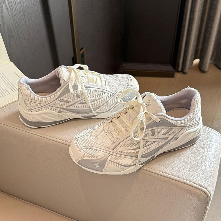 Thick-Soled Height-Increasing German Training Shoes for Women, 2026 Spring New Breathable Mesh Casual Sneakers, Small Forrest Gump Shoes