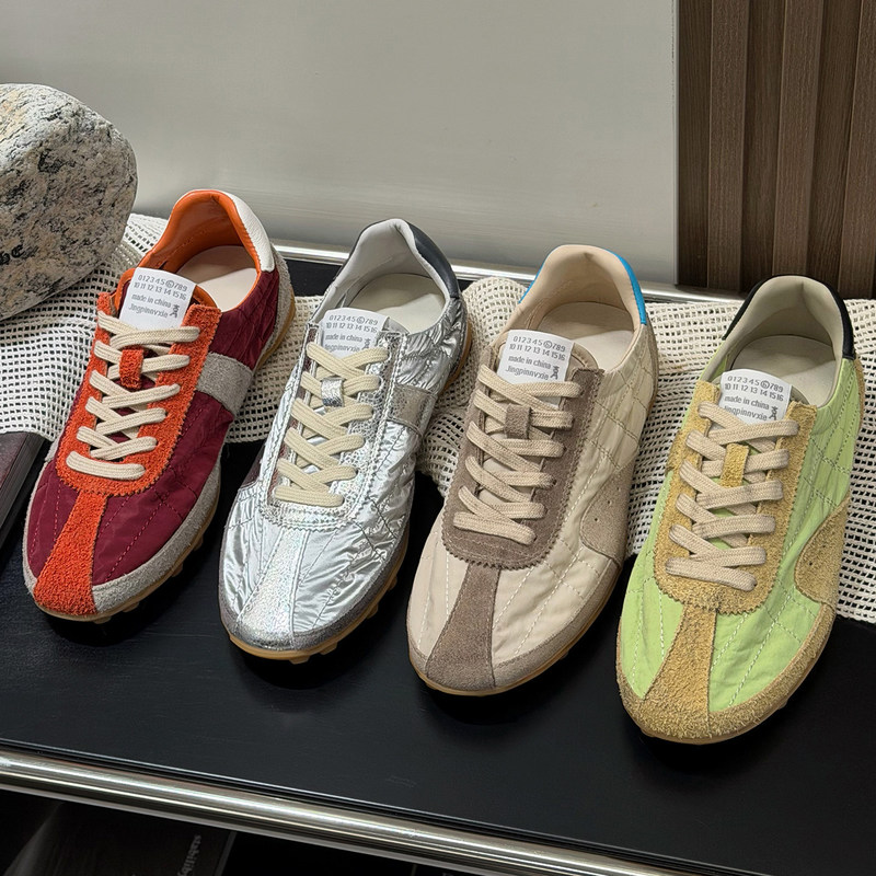 Retro Color-Block Flat Sneakers for Women 2026 New Lace-Up Sports Casual Shoes Versatile Lightweight Running Shoes