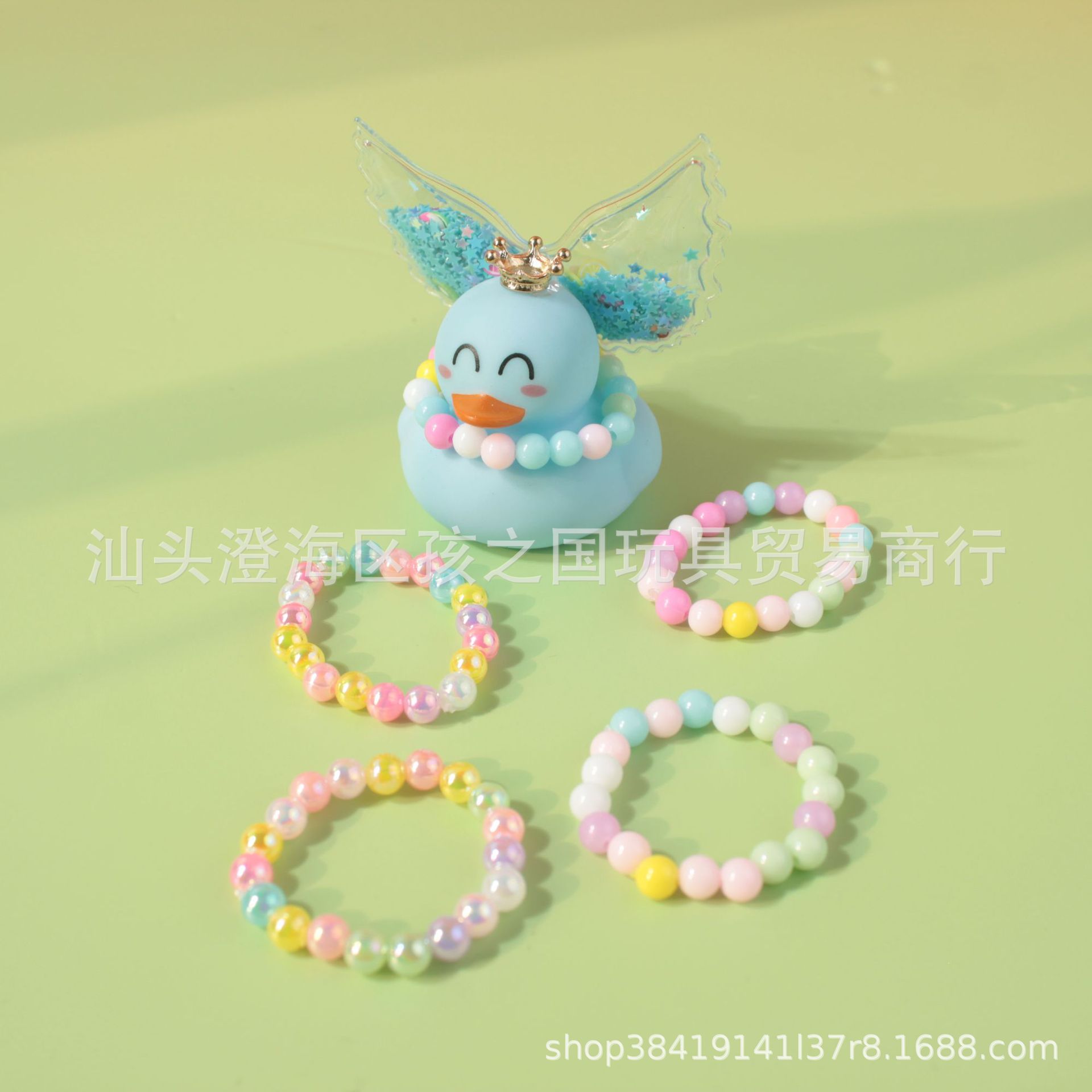 Accesorios de agua transfronterizos pato amarillo 8 sombrero bufandas decoración mano limón té de leche regalo