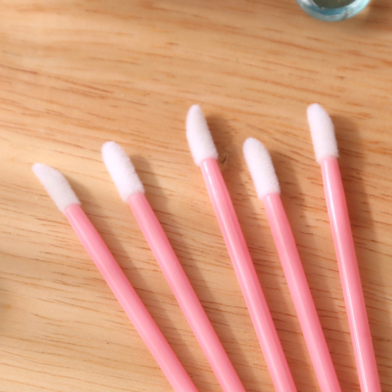 Fábrica de 50 pcs desechable cepillo de labios sólido barra cepillo de maquillaje portátil mini herramientas de maquillaje de lipstick al por mayor