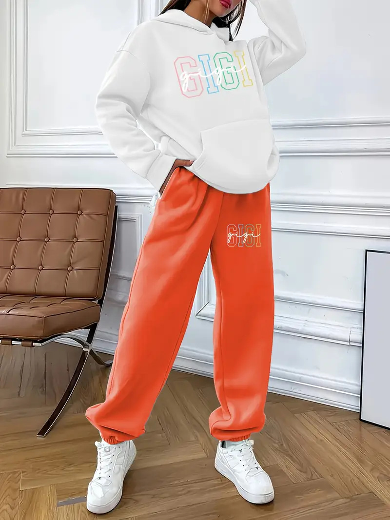 Conjunto casual mujer de sudadera con capucha y pantalón gigi_voghion.com