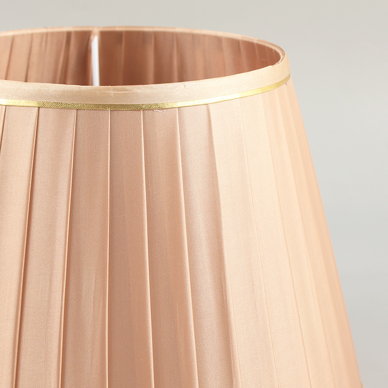 Estilo europeo nostálgico tela plegable pantalla multi-color opcional lámpara de mesa dormitorio sala de estar del hotel tela pantalla accesorios de iluminación