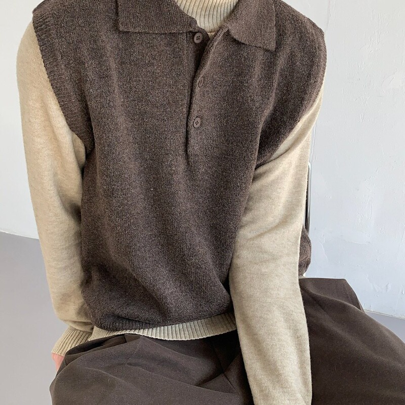 zj818 Korean-style casual polo collar knitted vest, fashionable autumn and winter niche dark brown sweater vest zj818 Korean-style casual polo collar knitted vest, fashionable autumn and winter niche dark brown sweater vest