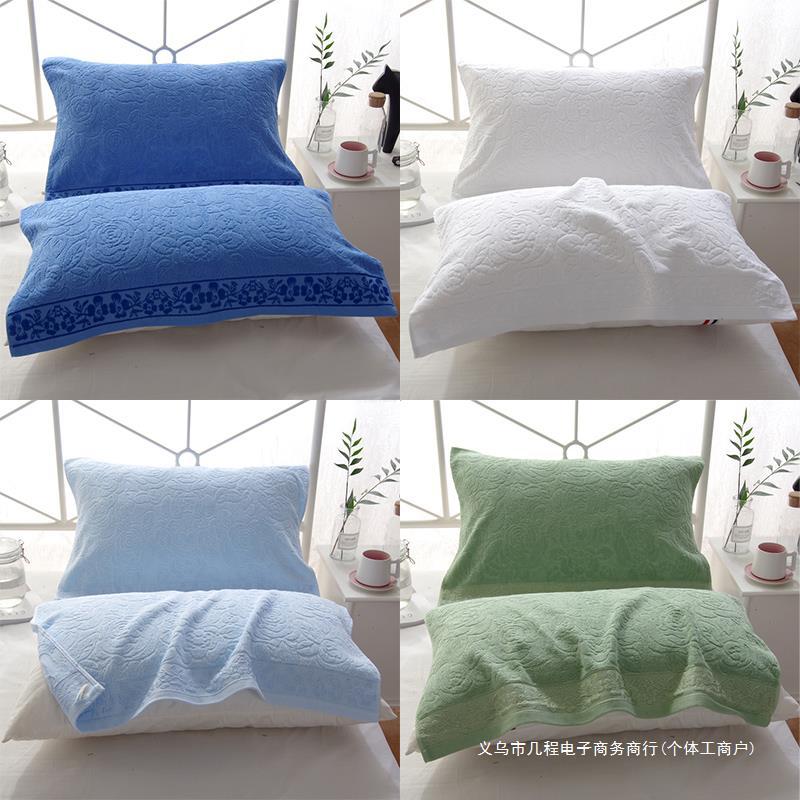Old-fashioned white cotton blue pillow