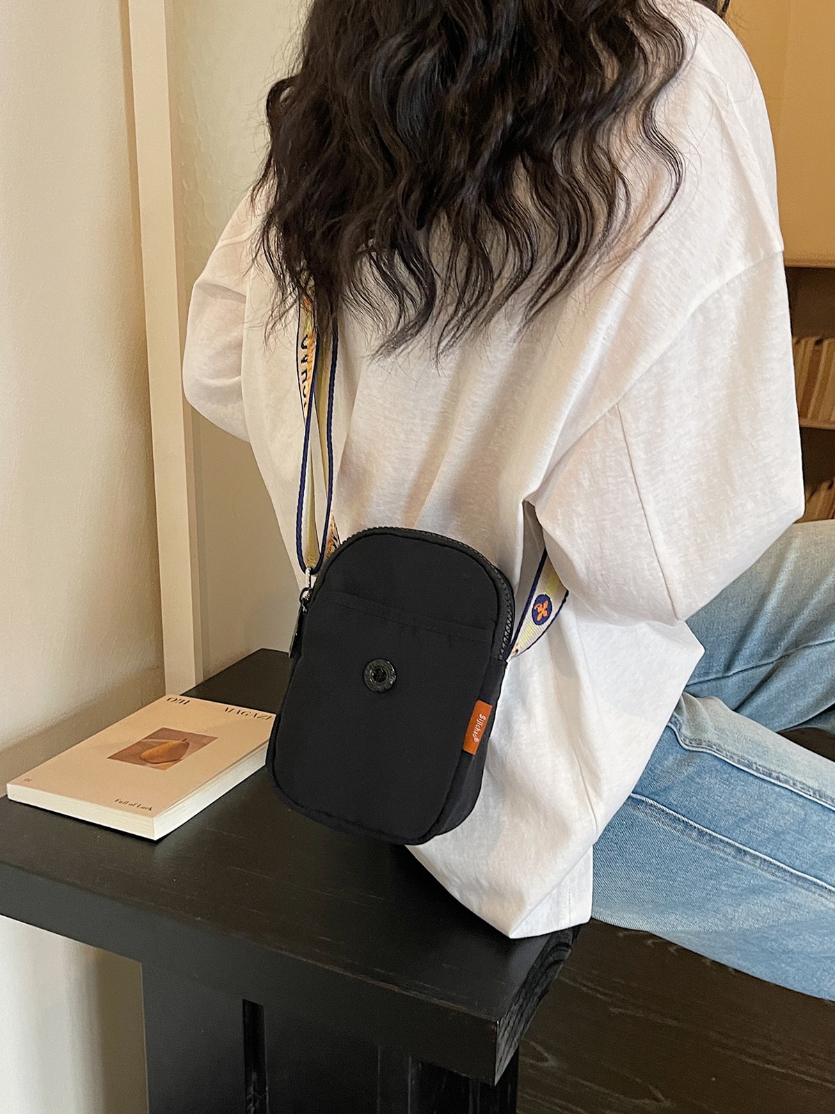 Bolso de nylon de moda para mujeres 2026 nuevo bolso de teléfono móvil ligero casual simple bolso de transporte de viaje