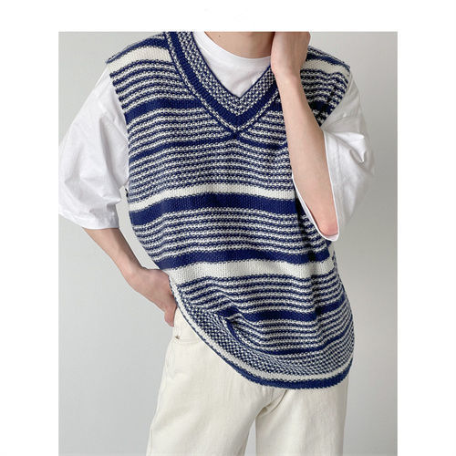 Summer thin knitted vest